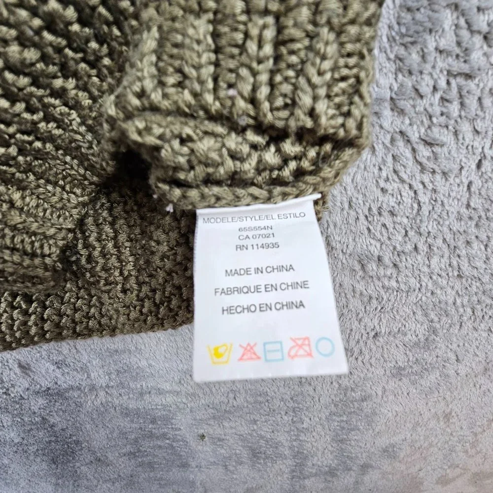RDI Sweater Women's Small Olive‎ Green Studded Scoop Neck Soft Knit Pullover